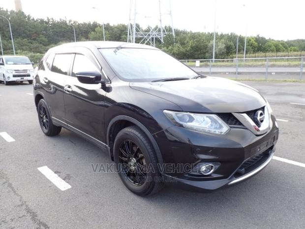 Nissan X-Trail SV Premium 2014 Black