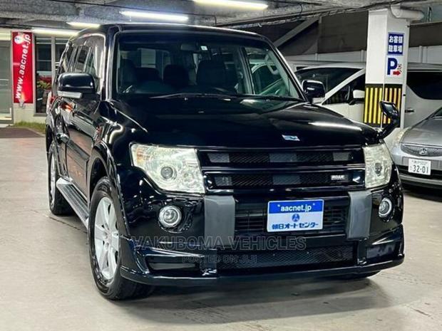 Mitsubishi Pajero 2007 Black