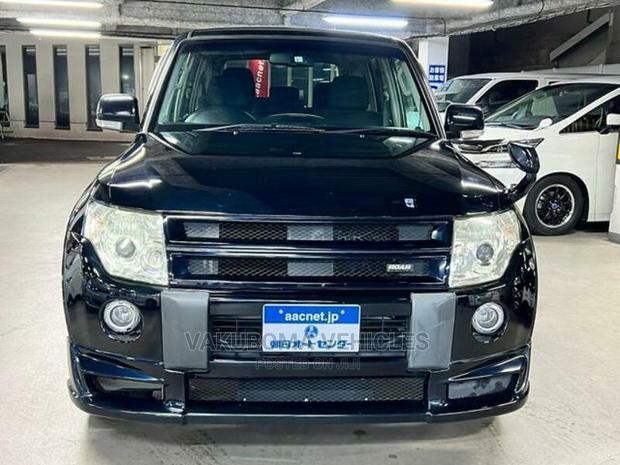 Mitsubishi Pajero 2007 Black