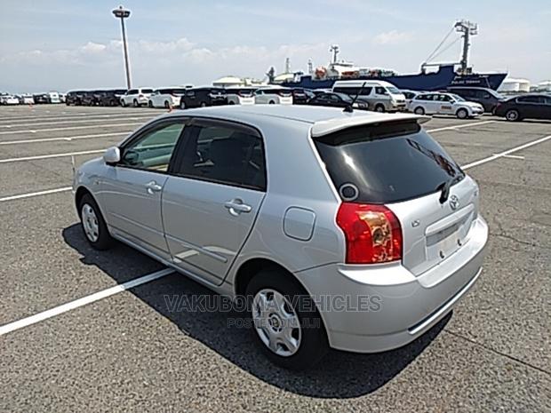 Toyota Corolla RunX 2005 Silver