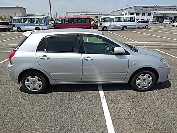 Toyota Corolla RunX 2005 Silver