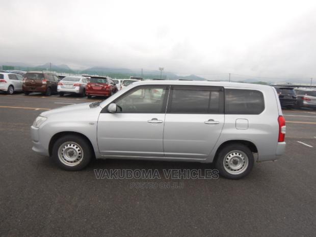 Toyota Probox 2015 Silver