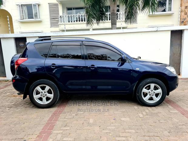 Toyota RAV4 2006 Blue