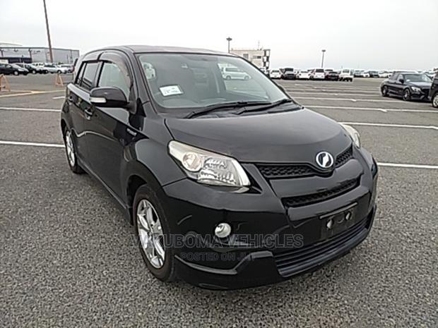 Toyota IST 2007 Black