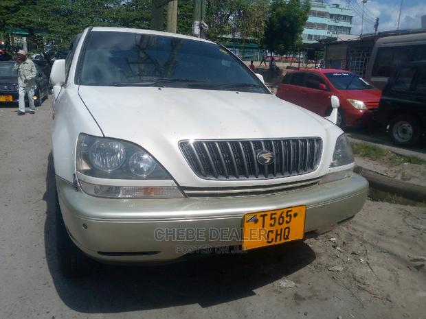Toyota Harrier 2.4 2006 White
