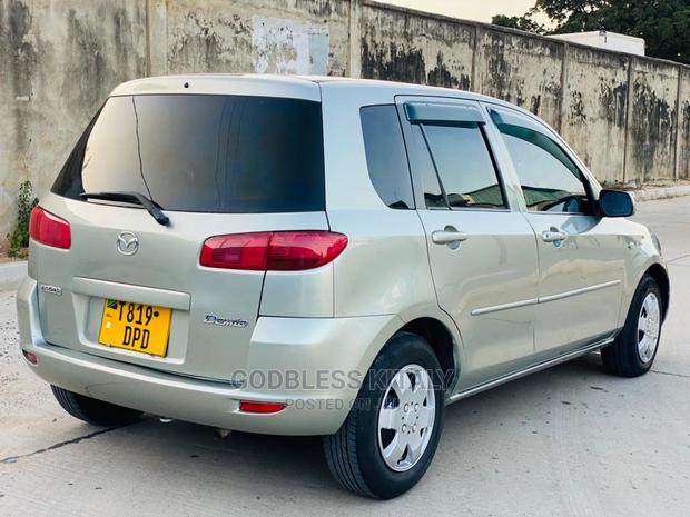 Mazda Demio 2003 Gray