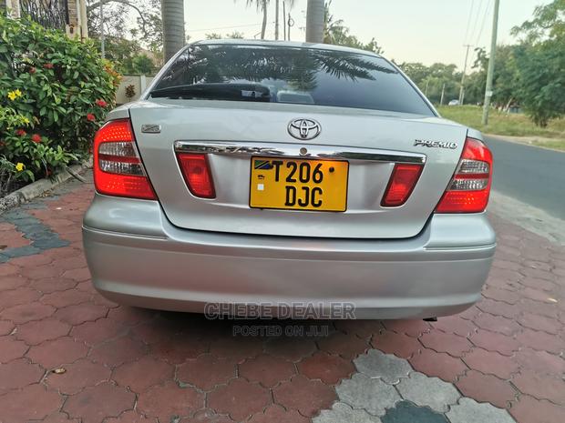 Toyota Premio 2005 Silver