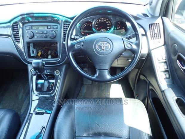 Toyota Kluger 2006 Black