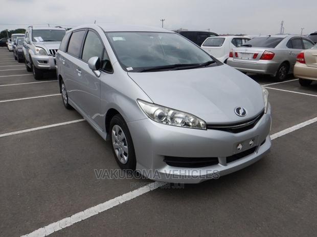 Toyota Wish 2015 Silver