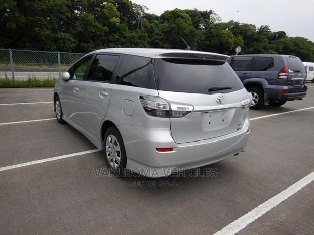 Toyota Wish 2015 Silver
