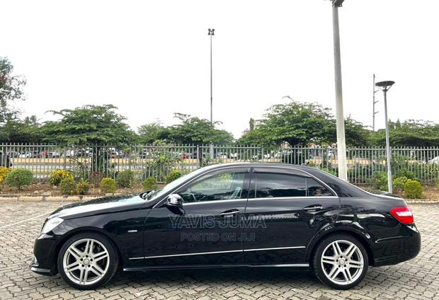 Mercedes-Benz E250 2011 Black