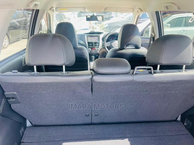 Subaru Forester 2011 Gray