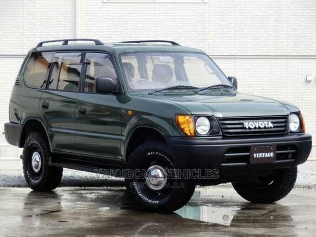 Toyota Land Cruiser Prado 2000 Green