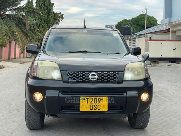 Nissan X-Trail 2.0 Comfort 2004 Black