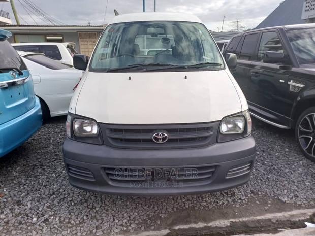 Toyota TownAce 2002 White