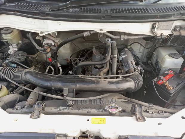 Toyota TownAce 2002 White