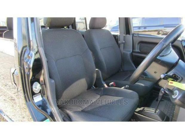 Daihatsu Mira 2000 Black