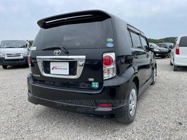 Toyota Corolla Rumion 2015 Black