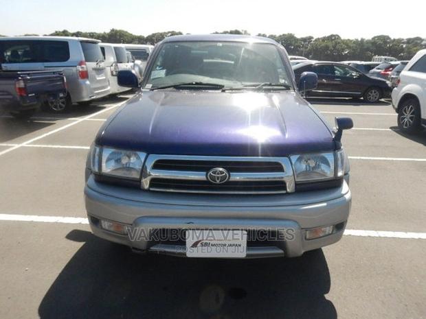 Toyota Hilux Surf 1999 Blue