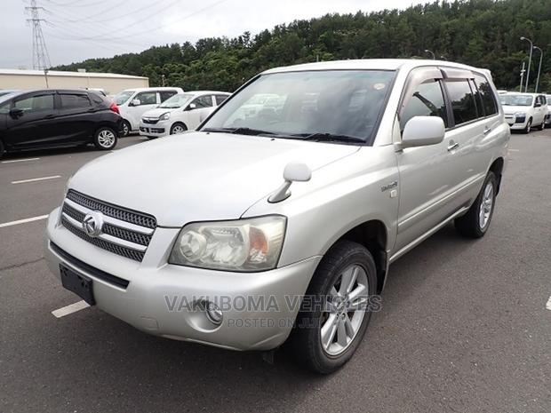 Toyota Kluger 2005 Silver