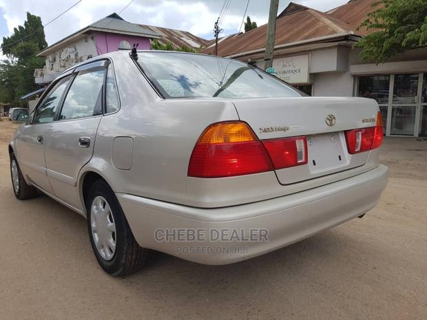 Toyota Sprinter 1999 Silver