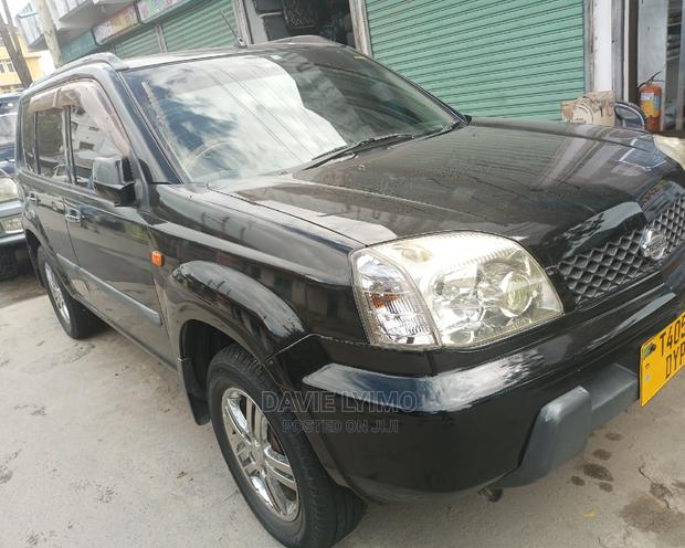 Nissan X-Trail 2002 Black