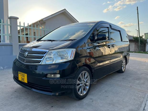 Toyota Alphard 2004 Black