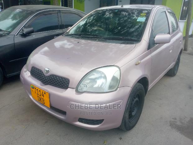 Toyota Vitz 1.3 AWD 3dr 2005 Orange