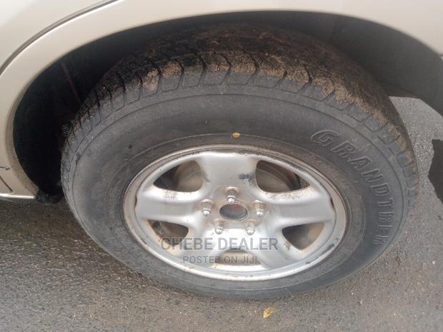 Toyota RAV4 Automatic 2002 Gold