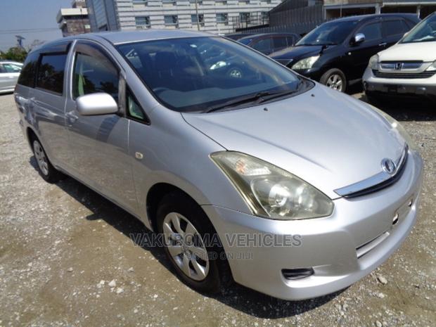 Toyota Wish 2007 Silver