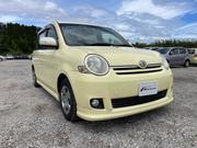 Toyota Sienta 2007 Yellow for sale