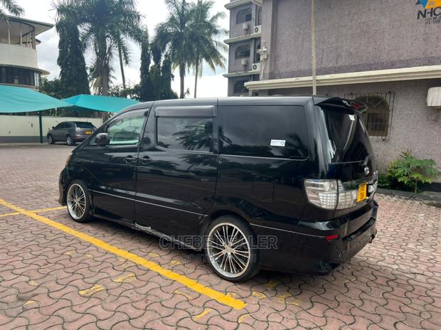 Toyota Alphard 2005 Black