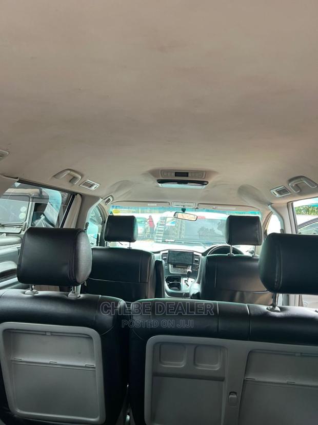 Toyota Alphard 2005 Black