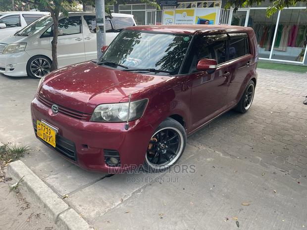 Toyota Corolla Rumion 2008 Red