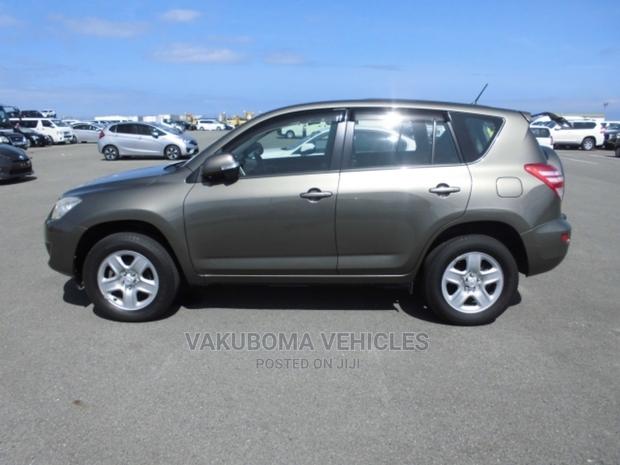 Toyota RAV4 2010 Gray