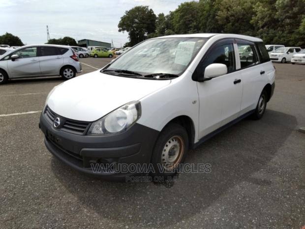 Nissan Advan 2013 White
