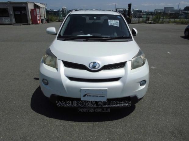Toyota IST 2008 White