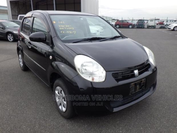 Toyota Passo 2011 Black