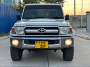 Toyota Land Cruiser 2016 White for sale