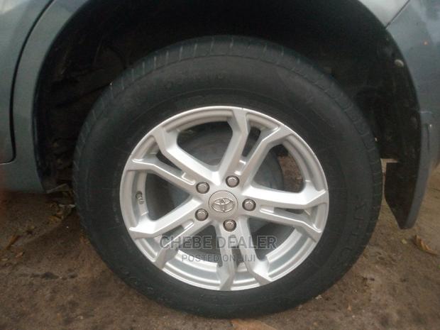 Toyota Rush 1.5 AWD 2011 Beige