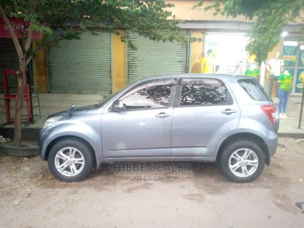 Toyota Rush 1.5 AWD 2011 Beige
