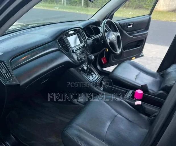 Toyota Kluger 2005 Black