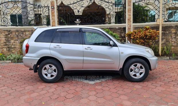 Toyota RAV4 1.8 2005 Silver
