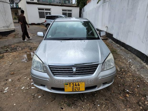 Toyota Premio 2.0 FWD 2004 Silver