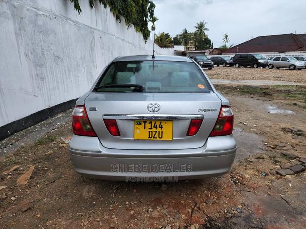 Toyota Premio 2.0 FWD 2004 Silver