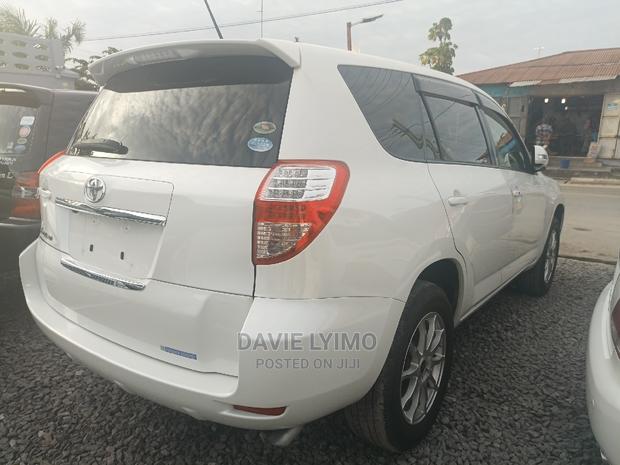 Toyota Vanguard 2009 Pearl