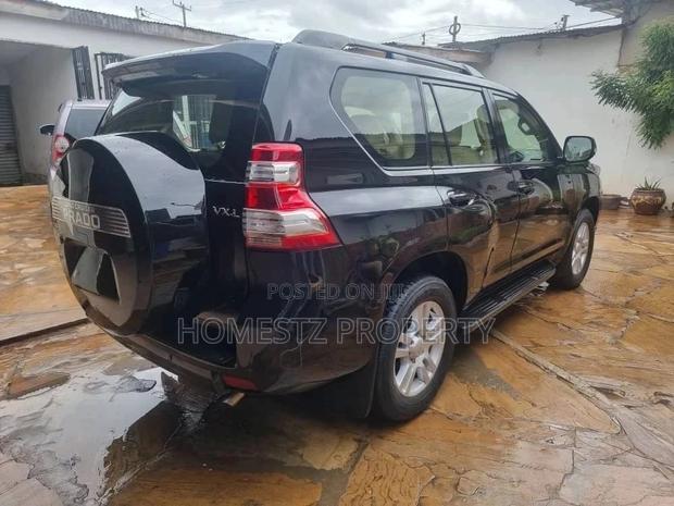 Toyota Land Cruiser 2012 Black