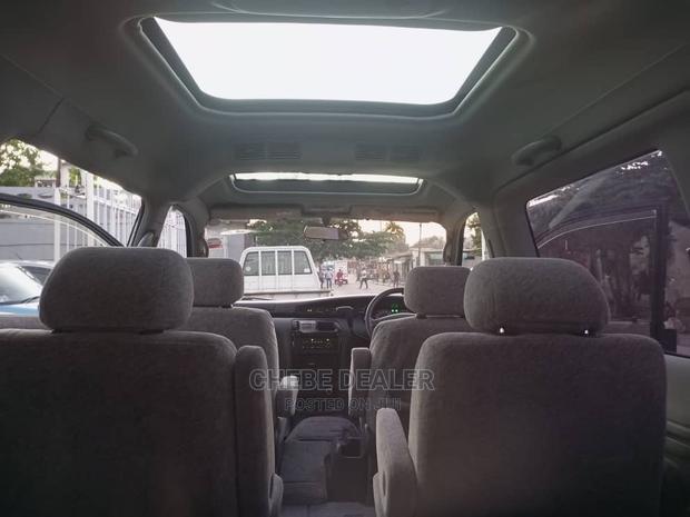 Toyota Noah 2.0 AWD (8 Seater) 2001 Green