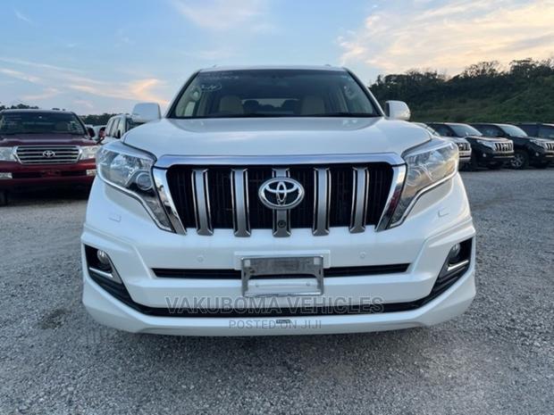 Toyota Land Cruiser Prado 2015 Pearl