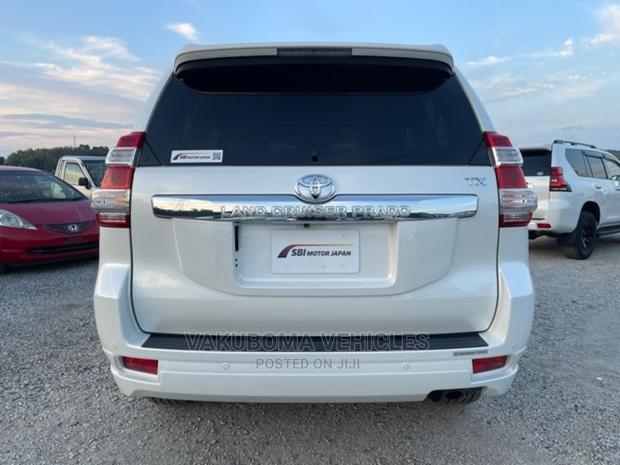 Toyota Land Cruiser Prado 2015 Pearl